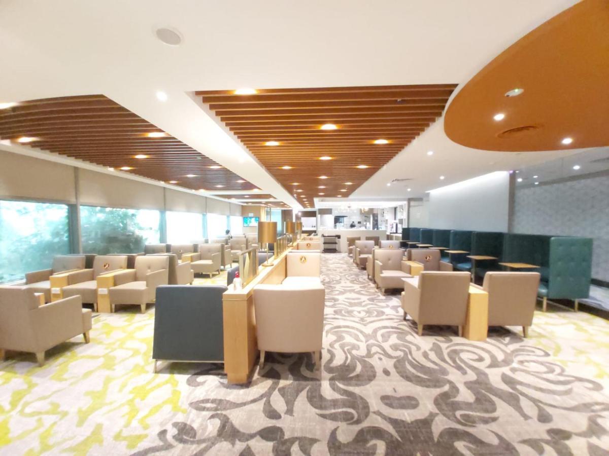 Ambassador Transit Lounge Terminal 3 Hotel Singapura Exterior foto